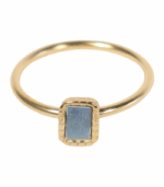 con aro bañado en oro