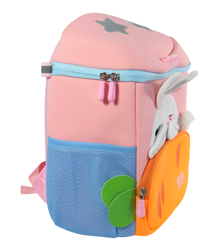 con texto 'Loves turnips'.