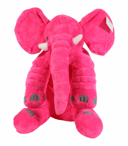 Imagen de estudio de un peluche grande y suave en forma de elefante sentado