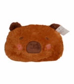 diseñado como la cabeza de un capybara con orejas pequeñas