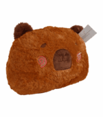 ojos cerrados y círculos rosados que simulan un sonrojo