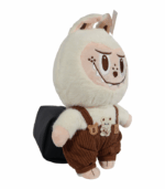 con una sonrisa dentada y grandes ojos bordados